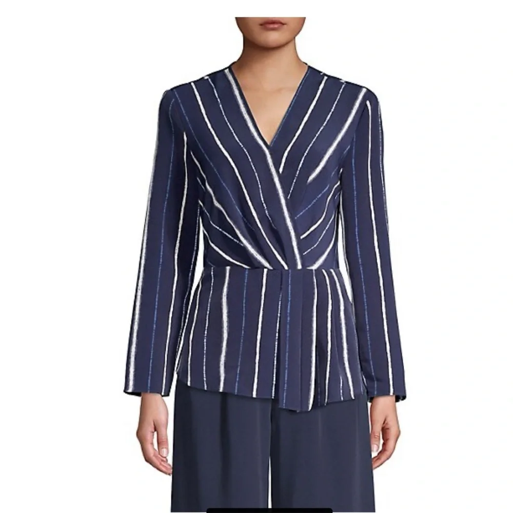 👯♀️Host Pick⚡️ H by Halston Pleated Surplice Top- Navy Shibori - Picture 1 of 9